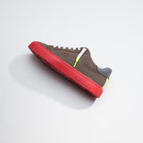 Oil Beige Red