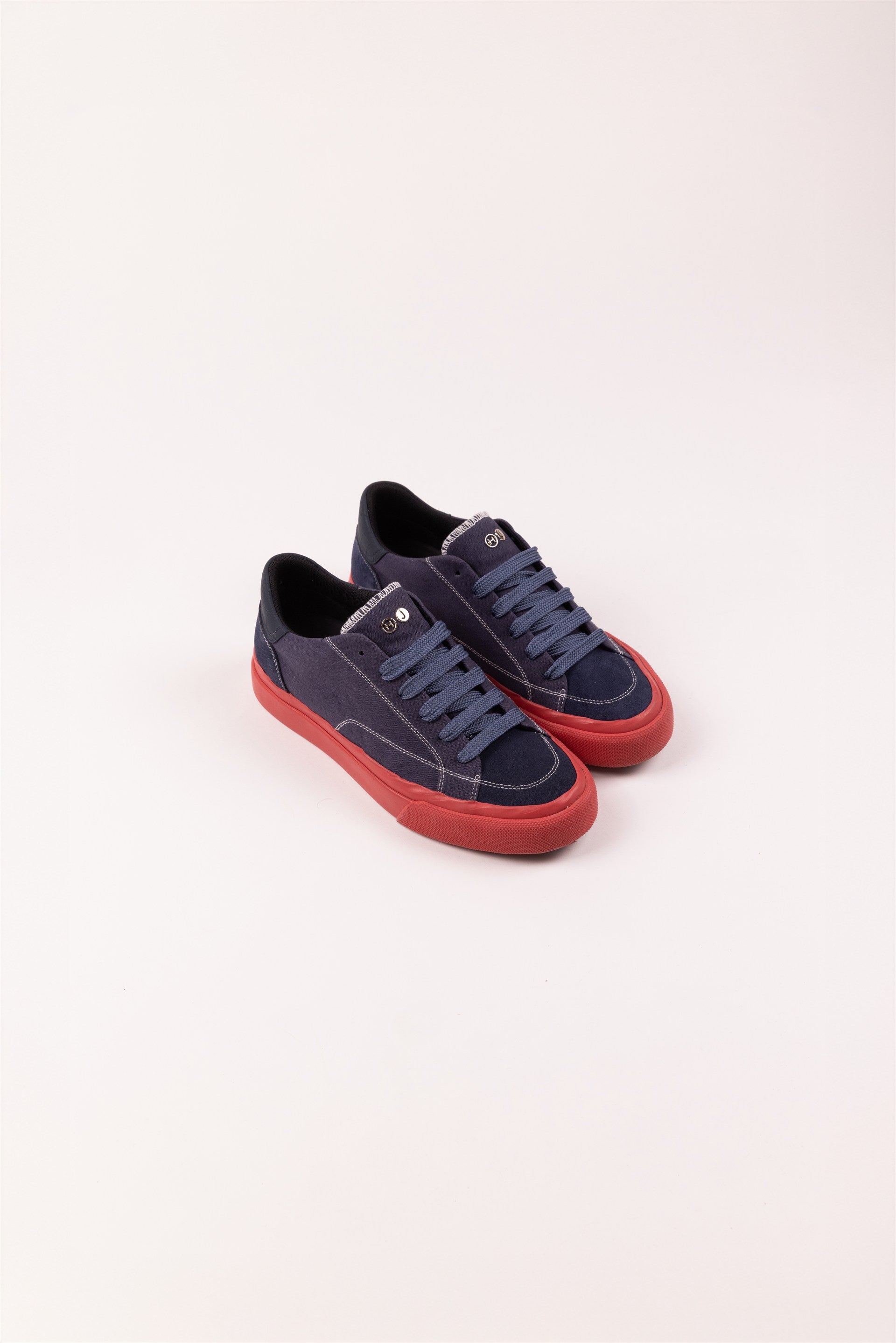 Toby Blue Red