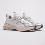 Running 2000 Silver White