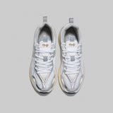 Running 2000 Silver White